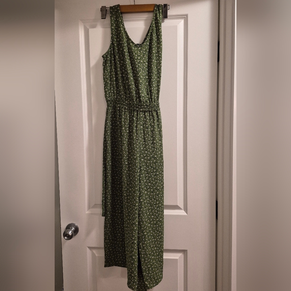 RW&CO. Olive Floral Sleeveless Jumper-only woren once
